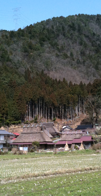 風景画の構図を考える！ 美山町の茅葺の里 | 美緑（みりょく）空間